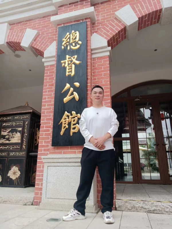 趙不到的第一张照片--襄阳父母相亲团