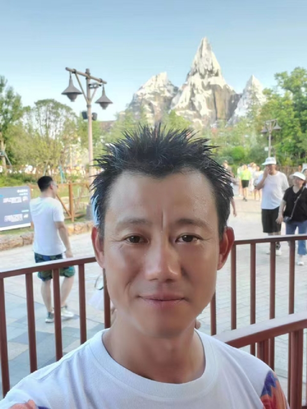 艾氏涂料博的第一张照片--襄阳父母相亲团